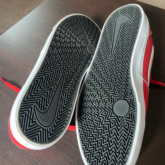 ❗️SOLD❗️Men’s Nike size 11.5 - Picture 11 of 11